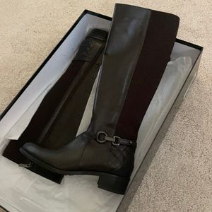 Brand New Aquatalia Boots